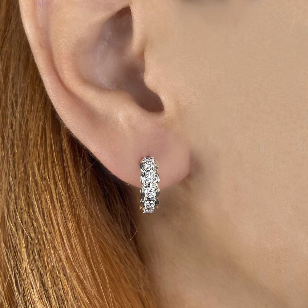 Shy Creation Diamond Huggie Earrings 1/2 ct tw Round 14K White Gold SC55022787 eQxrFv7J